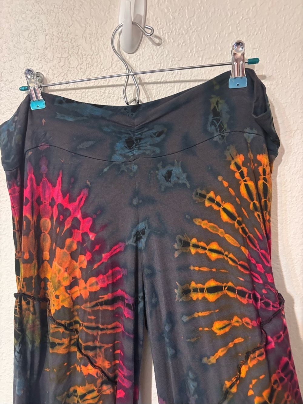 The Collection Royal Tie Dye Tiered Pants L/XL - Picture 4 of 6